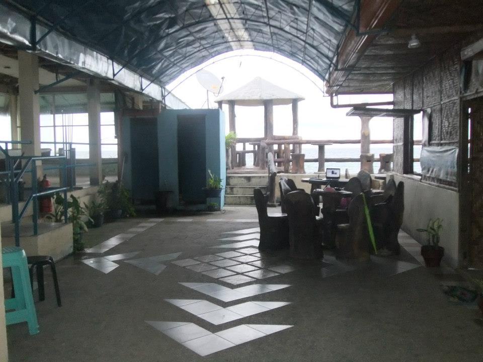 Mwr Pension House By Cocotel (Adults Only) Oslob Exterior photo